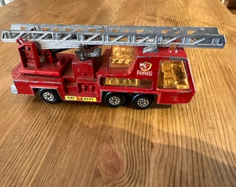 Vintage Matchbox Superkings KO Fire Tender :