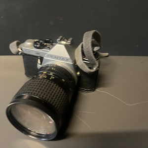 Pentax ME Super 35mm SLR Film Camera (B#)