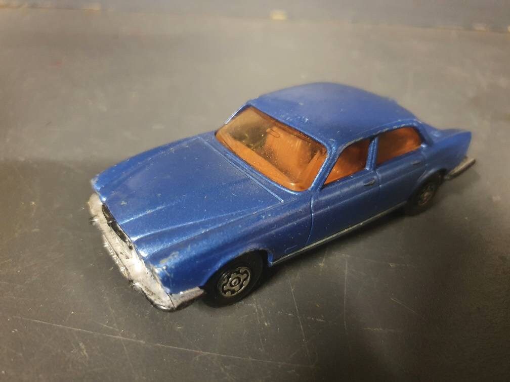 Matchbox jaguar store xj12 k66