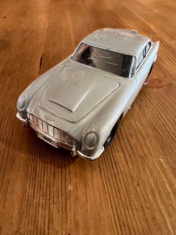 Vintage Corgi 'james Bond OO7' Aston Martin Car : - Etsy