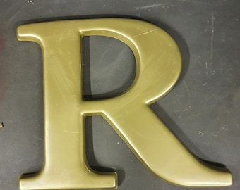 Large Vintage Shop Sign 'R'