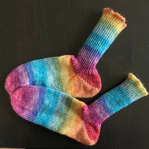 Socken Regenbogen, diverse Größen Bild 4