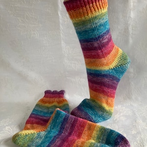 Socken Regenbogen, diverse Größen Bild 1