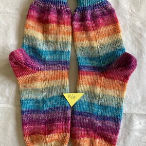 Socken Regenbogen, diverse Größen Bild 3