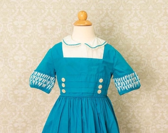 Robe vintage bleu blanc pour fille des années 1950