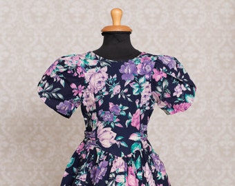 1990s Eve Too!  Black Color Floral Print Girl Dress