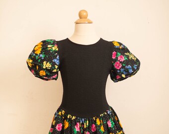 1980's Amy Too Floral Puff Sleeves Girls Dress