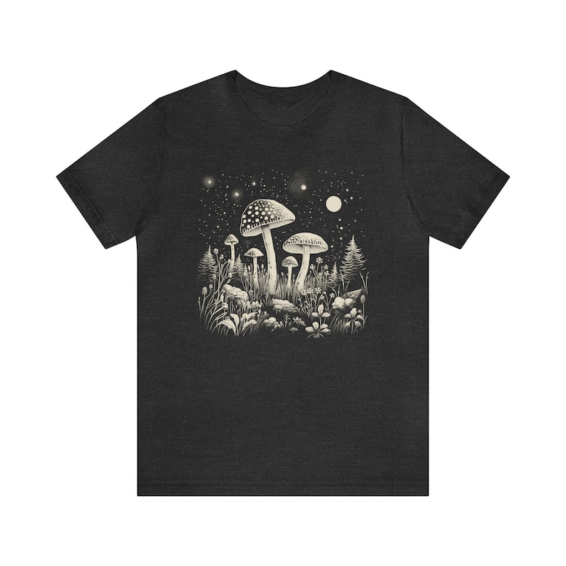 Camiseta Celestial Hongo: Goblincore Cottagecore Dark Academia Heather Forest
