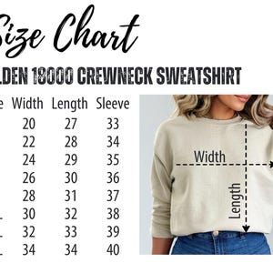 Puede incluir: Tabla de tallas para sudaderas con cuello redondo Gildan 18000. La tabla muestra el ancho, la longitud y la longitud de la manga en pulgadas para las tallas XS a 4XL.