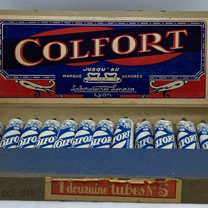 Cardboard with 12 tubes of glue Colfort Lyon France