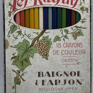Cardboard box with 18 colored pencils no. 0637/18 by Bagnol & Farjon from Boulogne sur Mer France. Ca. 1950. Charming reasonable condition