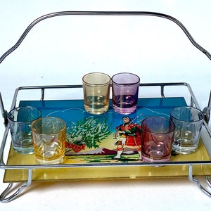 Serving tray. Scottish decor. 6 glasses. Chrome frame.