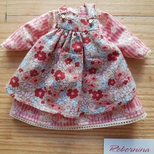 Dress and apron for Blythe doll