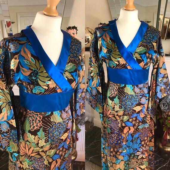 Amazing Dolly Rocker 1970s Kimono style Maxi Dress