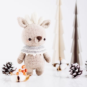 Reindeer crochet pattern : Joey the Reindeer amigurumi pattern, PDF Reindeer crochet (English)