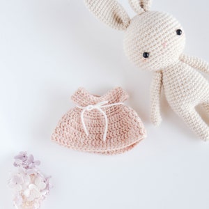 Amigurumi crochet pattern : Ellie the Bunny Amigurumi, PDF Crochet pattern English image 3