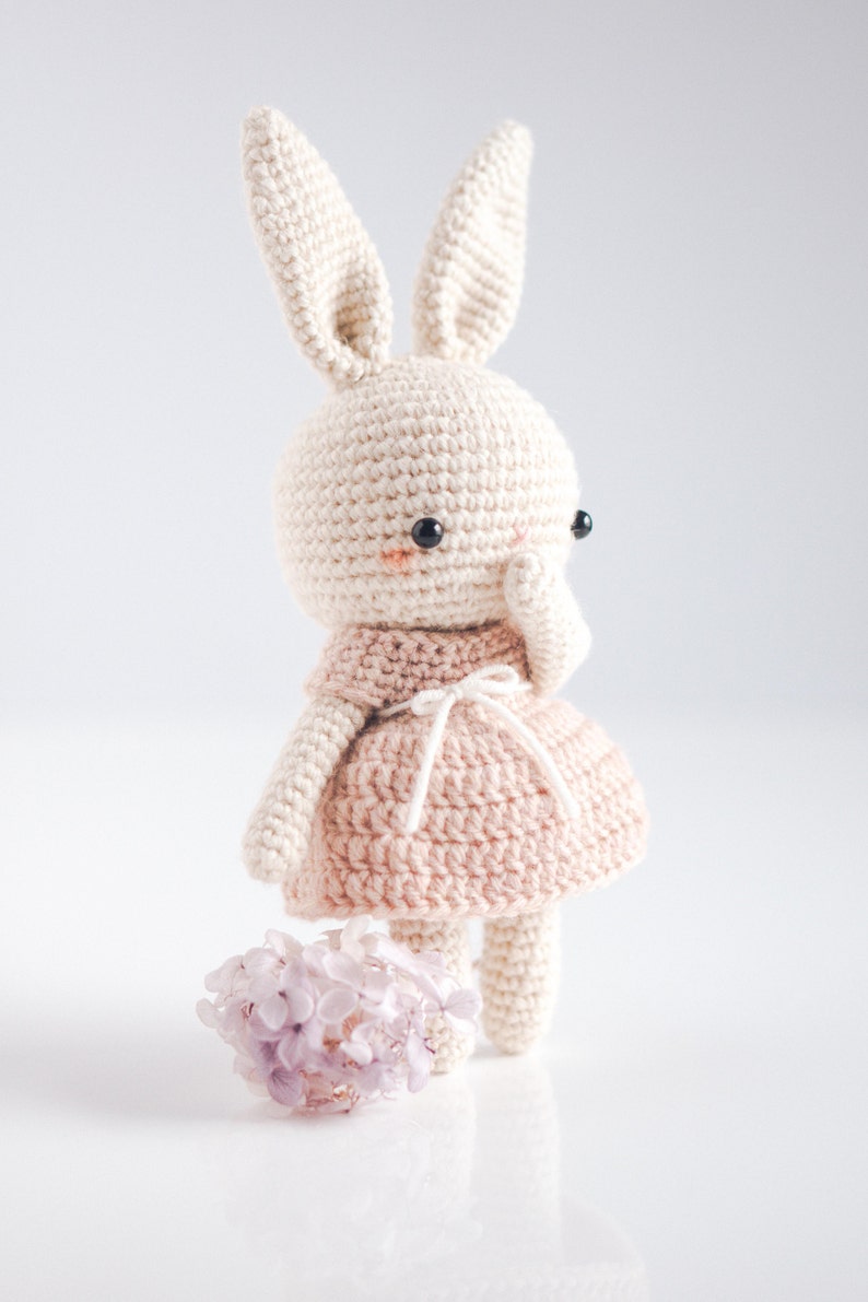 Amigurumi crochet pattern : Ellie the Bunny Amigurumi, PDF Crochet pattern English image 2