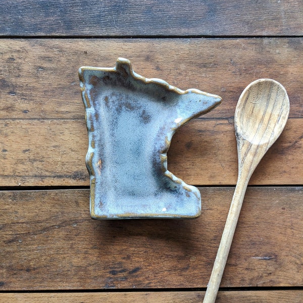 Minnesota Ceramic Spoon Rest - Handmade in MN - Pottery Trinket Dish - Soap Dish