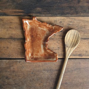 Minnesota Ceramic Spoon Rest - Handmade in MN - Pottery Trinket Dish - Soap Dish Red-Brown