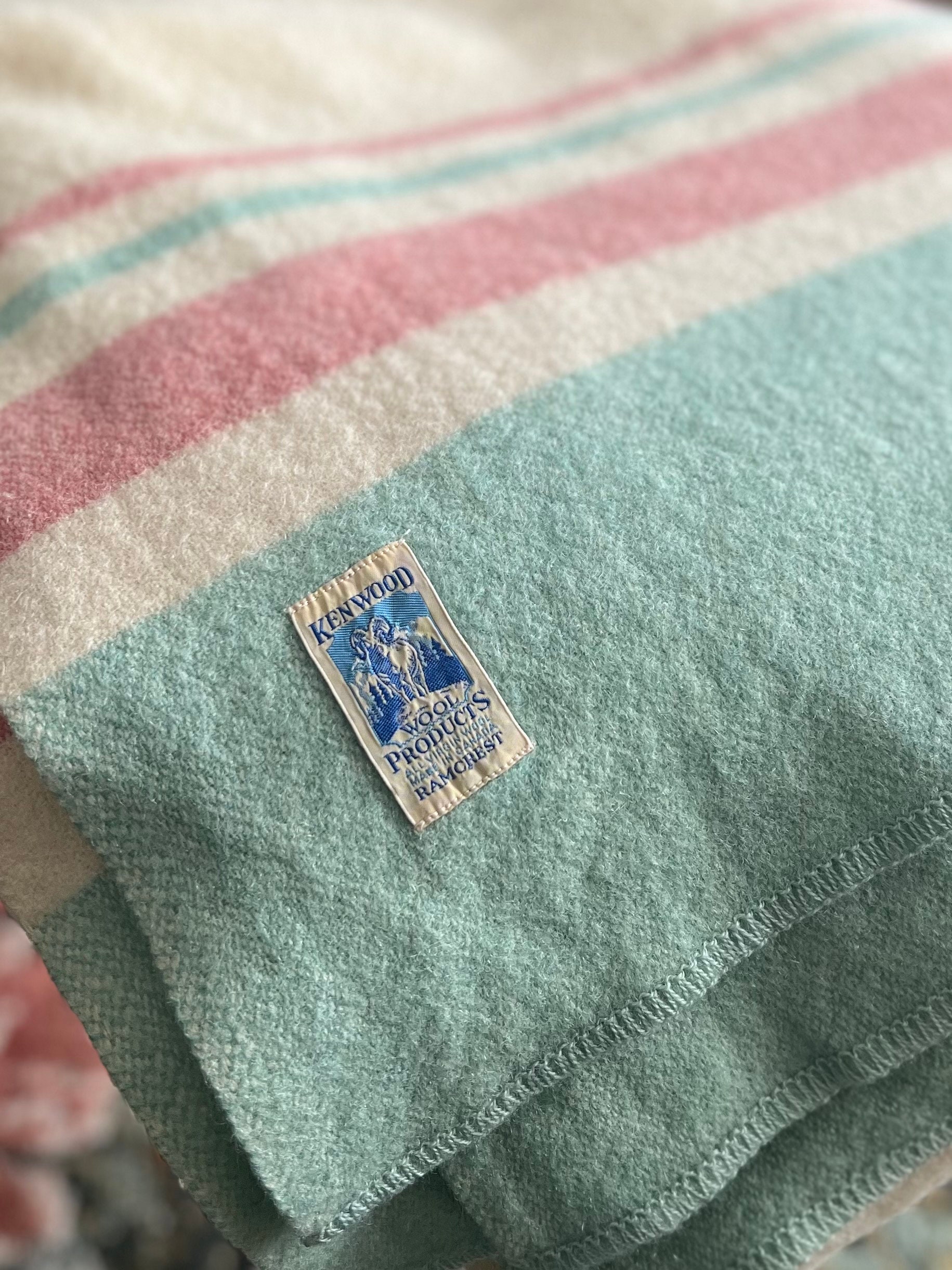Types of vintage blankets sale