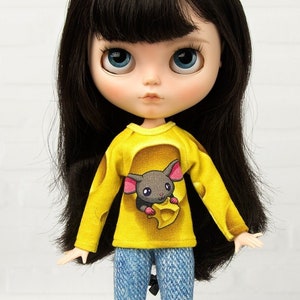 Blythe long sleeve shirt "Mouse in cheese". Top for Blythe