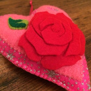 Red rose felt heart ornament