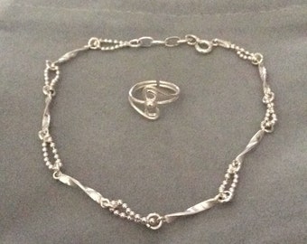 Anklet and toe ring
