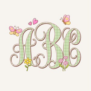 Puede incluir: Una taza de cerámica blanca con un asa negra y el texto "But First, Coffee" en un estilo manuscrito. La taza probablemente tiene un tamaño de 325 ml, perfecta para una bebida matutina.