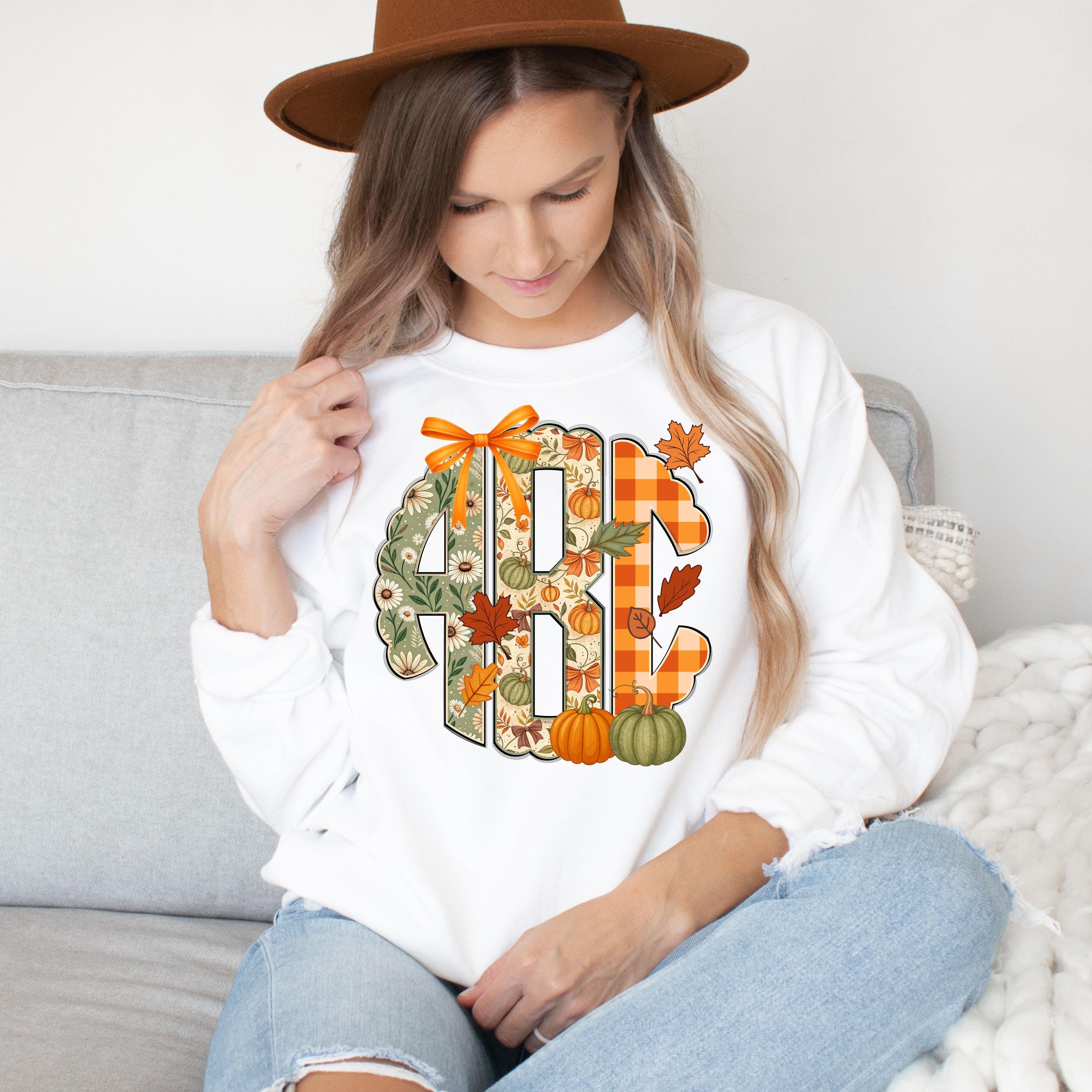 Preppy Retro Fall Scalloped Monogram, Grandmillennial Monogram ...