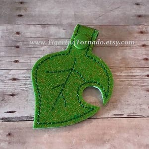 New Leaf Snap Tab Keychain