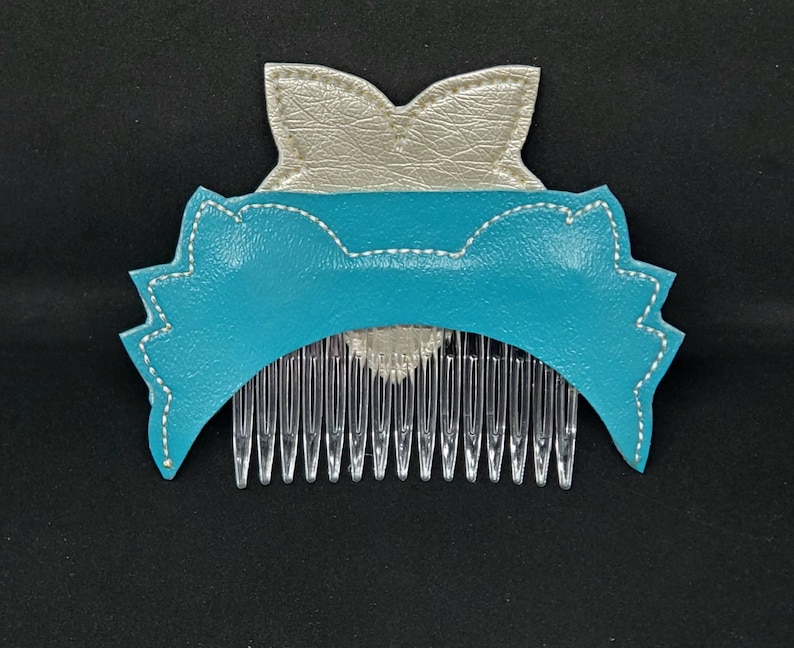 Warrior Princess Embroidered Hair Comb image 2