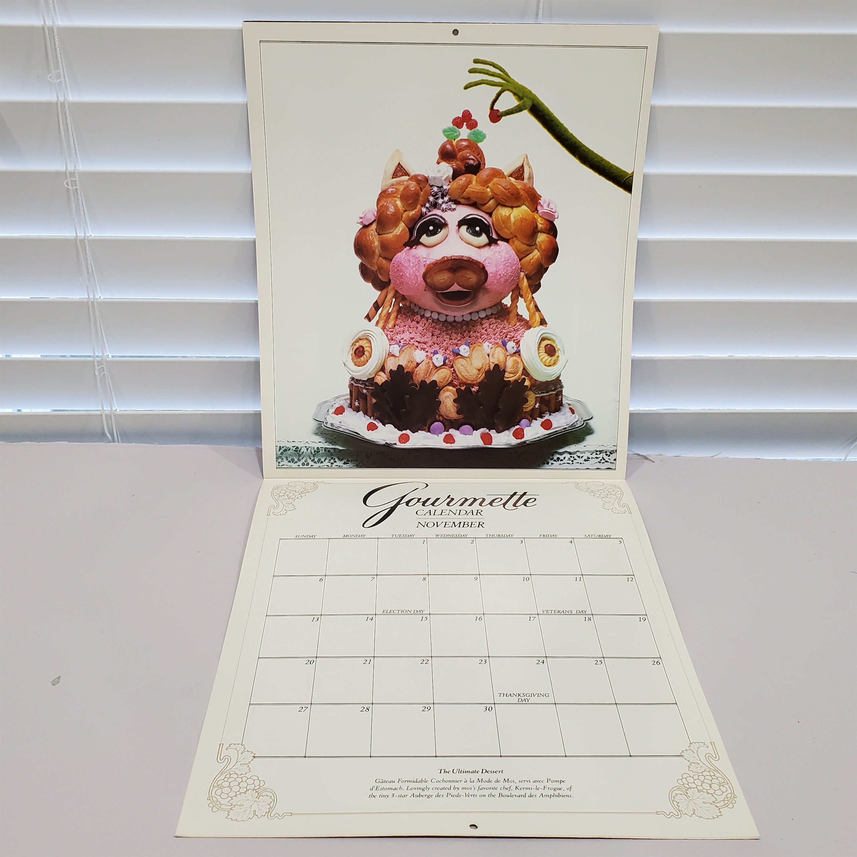 1983 Miss Piggy Muppets Wall Calendar Vintage Clean With No Writing