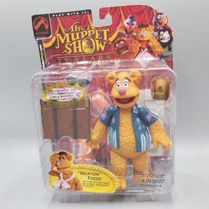 Palisades Vacation Fozzie Action Figure Playset Muppets Blue Shirt Exclusive