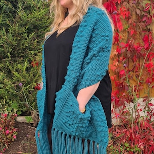 Crochet Pocket Shawl Pattern, Crochet Pattern, Pocket Shawl Pattern, Crochet Scarf Pattern, Scarf Pattern, Snowflake Design - pattern only!
