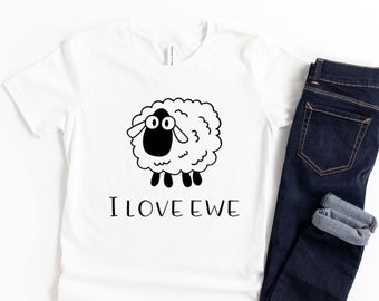 I love Ewe Children's T Shirt
