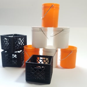 1:10 Scale Storage Bundle - 3 Milk Crates & 6 Buckets - 3D Printed Scale Miniature - RC accessories