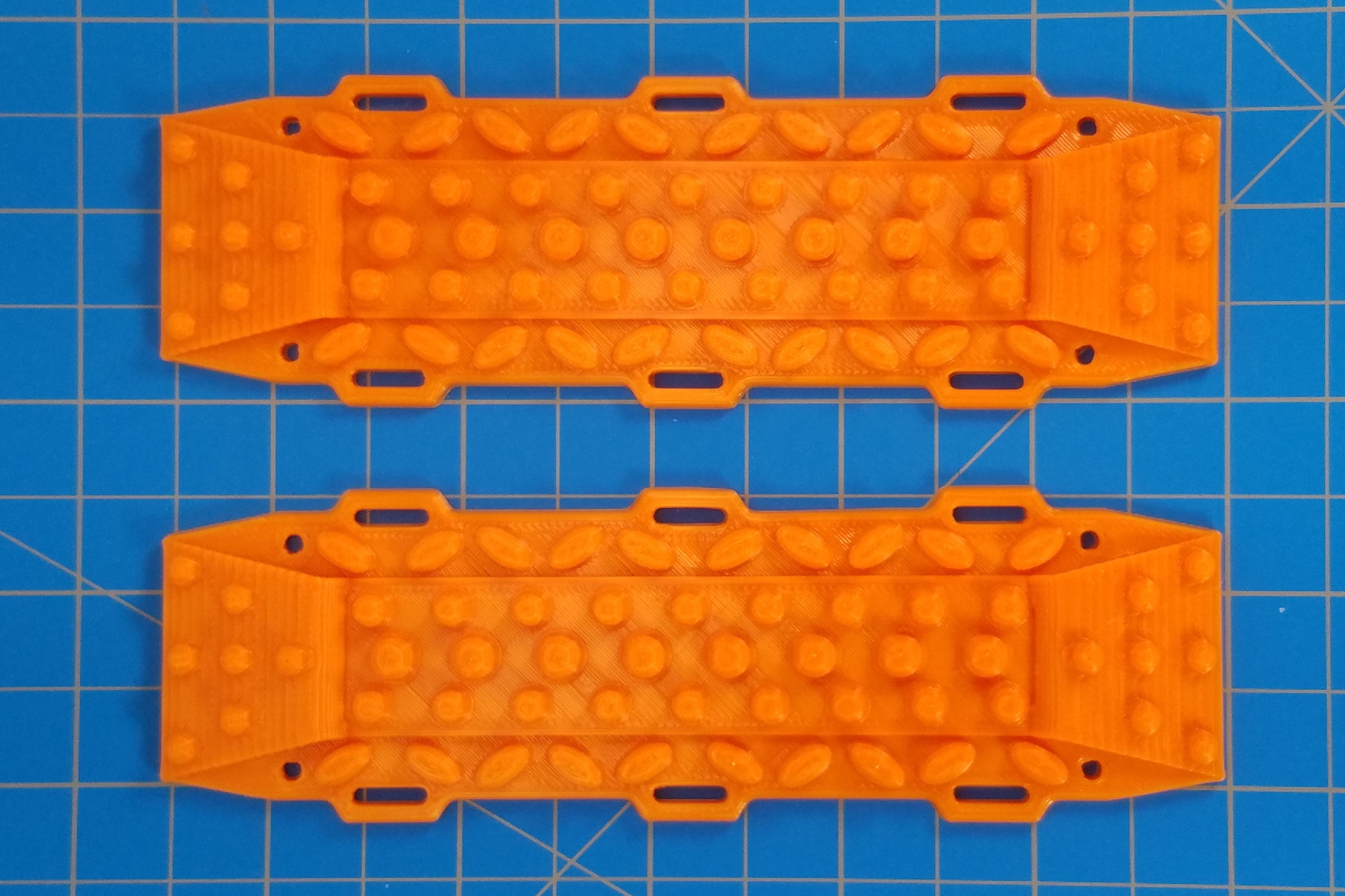 Pacchetto Da 2 Schede Da Recupero In Sabbia 1/10 Per RC Crawler &ndash; Stampa 3D &ndash; NMIPlastics