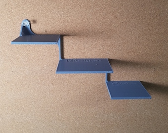 Estante de pared para cubículos Stairway XL - Espacio total de 20 x 6 cm - Accesorios para cubículos TacPlat