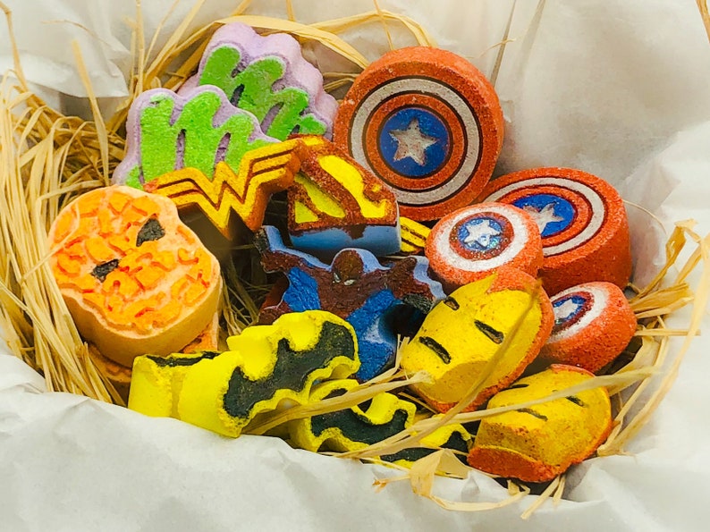 20 Mix Superheroes Bath Bombs Spiderman Batman Superman Etsy