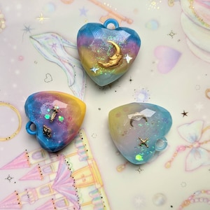 Pastel galaxy faceted heart pendant | kawaii | rocket | moon | uchuukei | space