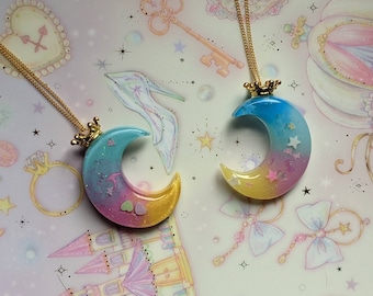 Collana di luna crescente coronata della galassia pastello di Kawaii