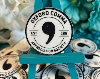 Oxford Comma Appreciation Society Distressed Retro Circle Vinyl Weatherproof Quote Sticker | Gifts for Writers and Punctuation Lovers