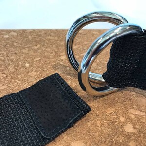 Yoga Strap, 9 Foot Length, 1 1/2" Wide, Easy Adjust Heavy Gauge D Rings, Black, Soft Non-Slip, 22 mm Thickness, Stretch Strap,Made in Canada