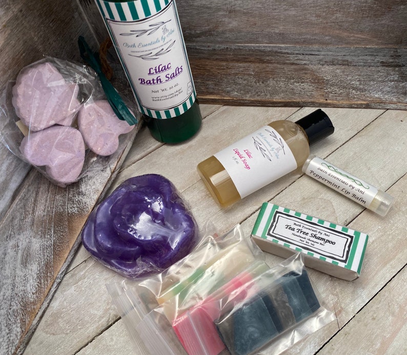 Bath Gift Basket Handmade Soap, Bath Salts, Bath Bombs, Gift Basket for Women, Gift for Her