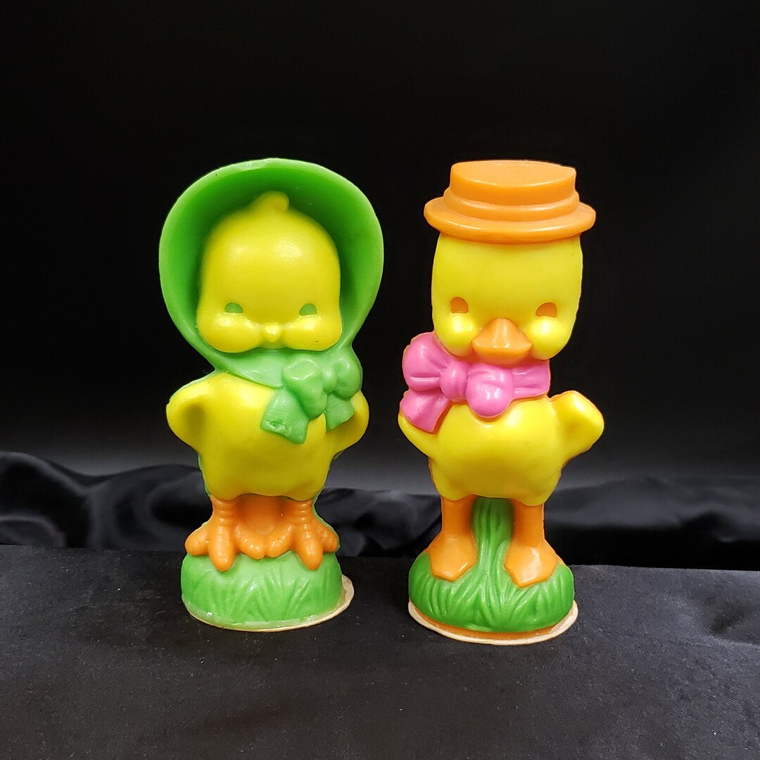 Retro Wizard Decorative Air Freshener Mr & Mrs Chick for Spring Easter