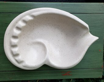 Vintage Gilner Shell Shaped Ashtray Gift for MCM Retro Bar Tobacciana Collectible