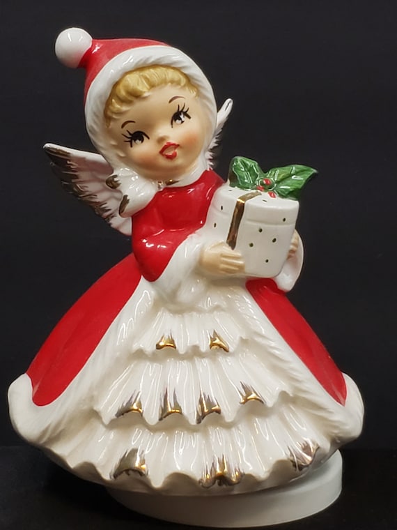 * christmas doll ୨୧ * 翼のある 三日月の妖精さん Beautiful Christmas Angel Rotating Music Box Plays Someday My
