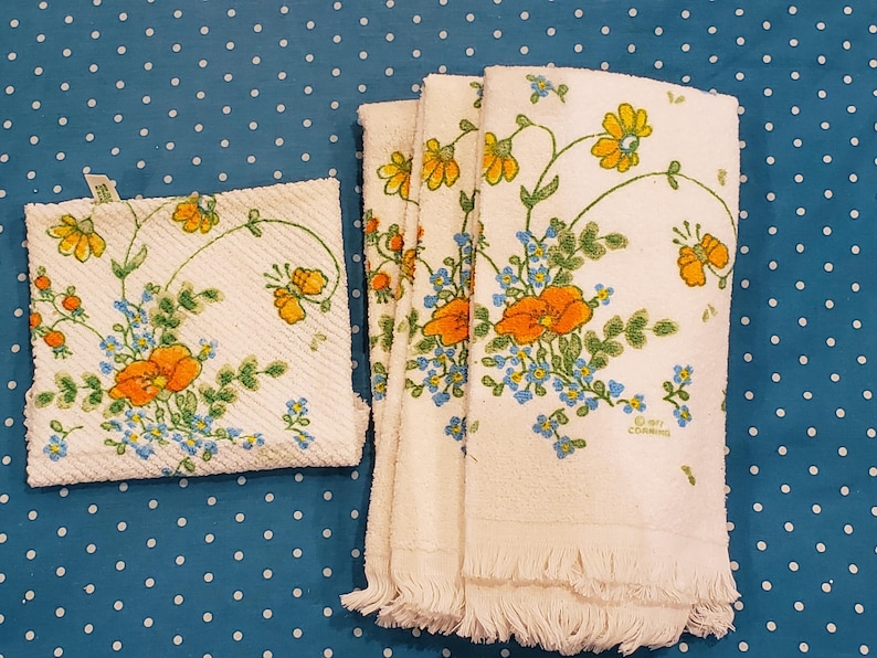 Corning Ware NOS Kitchen Towel Set All Cotton Wildflowers Gift for Retro Kitchen Collector Hostess Baker Chef