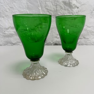 Vintage Anchor Hocking Gläser 2er Set - BOOPIE BURPLE Grünfuß Becher 5-Zoll-Becher Retro 1960er Jahre Likör Barware Küchengeschirr Gläser