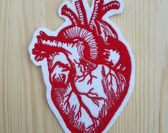 Anatomical Red Heart Patch - Heart badge - Embroidered applique - Decorative anatomy patch - Doctor gift - Medical student gift